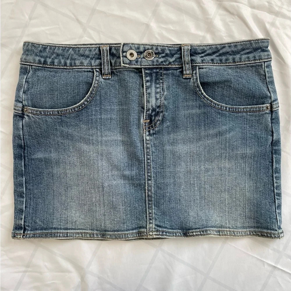 Buffalo David Bitton Cory Denim Mini Skirt Size 28 - Picture 8 of 9